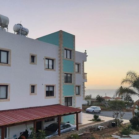 Joanna Sunset Apts פומוס מראה חיצוני תמונה
