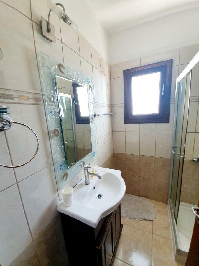 Joanna Sunset Apts פומוס מראה חיצוני תמונה