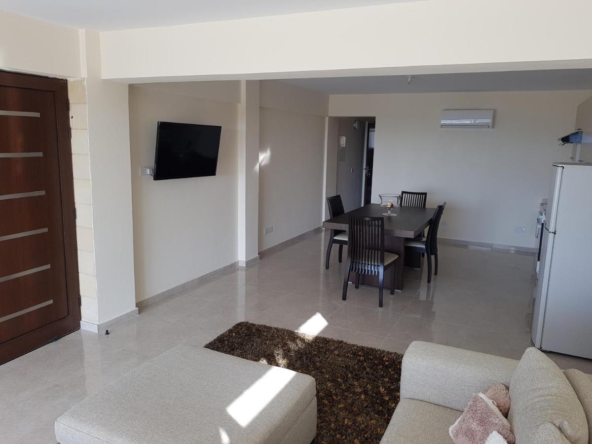 Joanna Sunset Apts פומוס מראה חיצוני תמונה