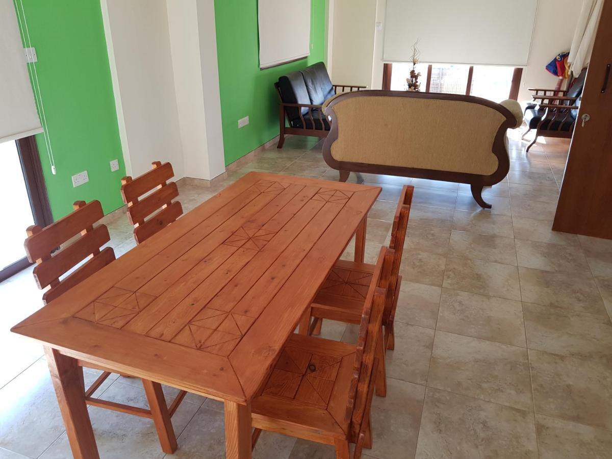 Joanna Sunset Apts פומוס מראה חיצוני תמונה