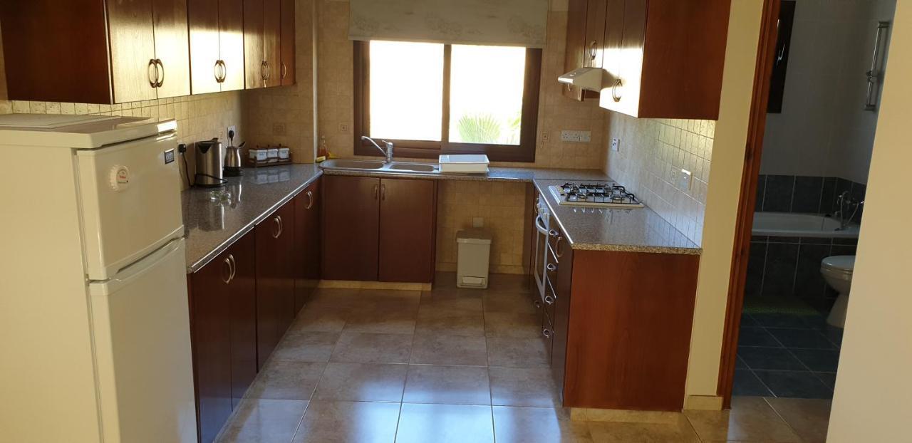 Joanna Sunset Apts פומוס מראה חיצוני תמונה
